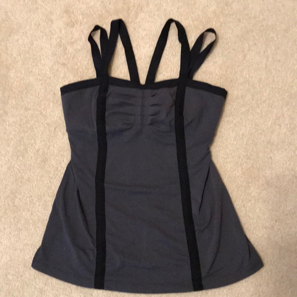 Lululemon tank